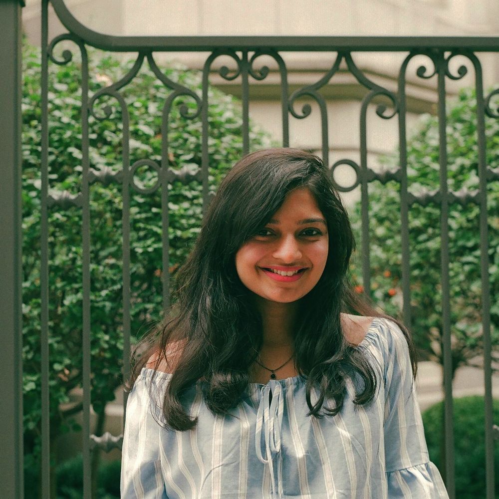 Meet your Posher, Samia